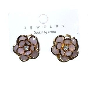 FLOWER Stud Earrings